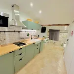 بيت للعطل Frgk Private Townhouse Hq Walk To Palais Flexible 2 6 Bedrooms كان