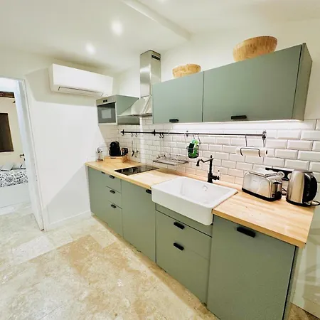 Frgk Private Townhouse Hq Walk To Palais Flexible 2 6 Bedrooms بيت للعطل