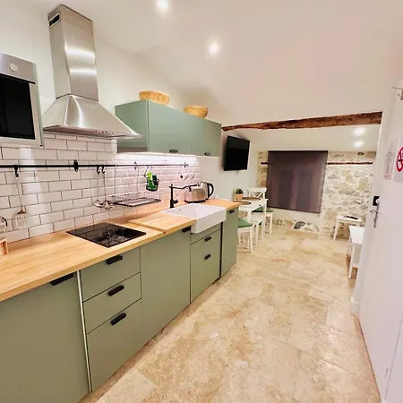 Frgk Private Townhouse Hq Walk To Palais Flexible 2 6 Bedrooms *