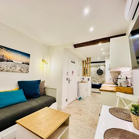 Frgk Private Townhouse Hq Walk To Palais Flexible 2 6 Bedrooms بيت للعطل *