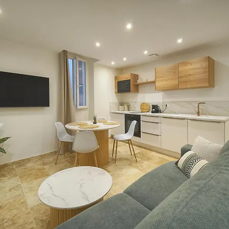 Frgk Private Townhouse Hq Walk To Palais Flexible 2 6 Bedrooms Apartament