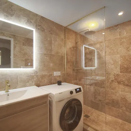 Frgk Private Townhouse Hq Walk To Palais Flexible 2 6 Bedrooms *