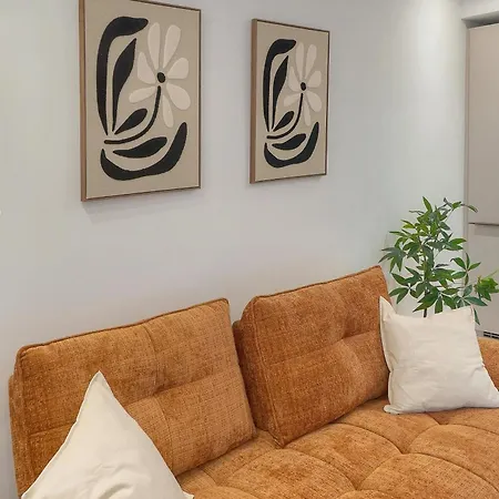 Frgk Private Townhouse Hq Walk To Palais Flexible 2 6 Bedrooms